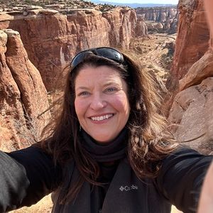 Meet your Posher, Jet